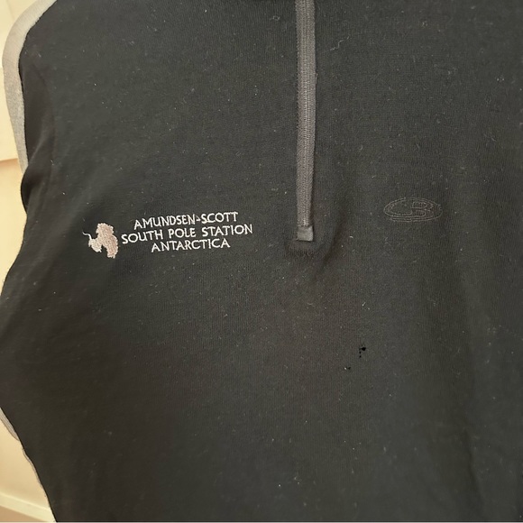 Icebreaker Antarctica 100% Merino Wool Black Quarter Zip, Size Small - Picture 7 of 7